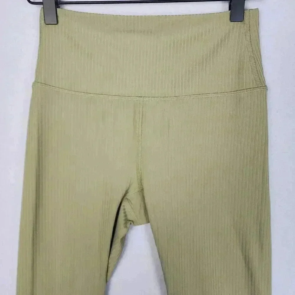 All in Motion Women's Size XS High Rise Rib Seamless Legging Sage Green Yoga Run